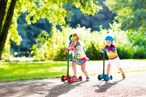 Hishine 3 Wheel Kick Scooter for Kids and Toddler, Light up Flashing Wheels, Wide Deck