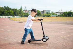 Kick Scooter for Kids with 3 Big Light Up Wheels, Lean to Steer, Adjustable Height, Wheel Scooter for Boys Girls Toddler
