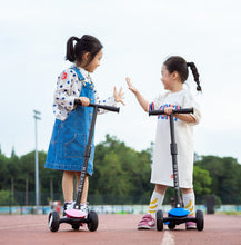 Cargar imagen en el visor de la galería, Kick Scooter for Kids with 3 Big Light Up Wheels, Lean to Steer, Adjustable Height, Wheel Scooter for Boys Girls Toddler
